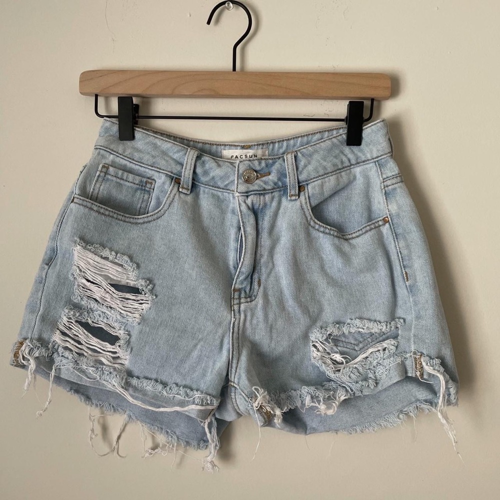 pacsun distressed high waisted mom short